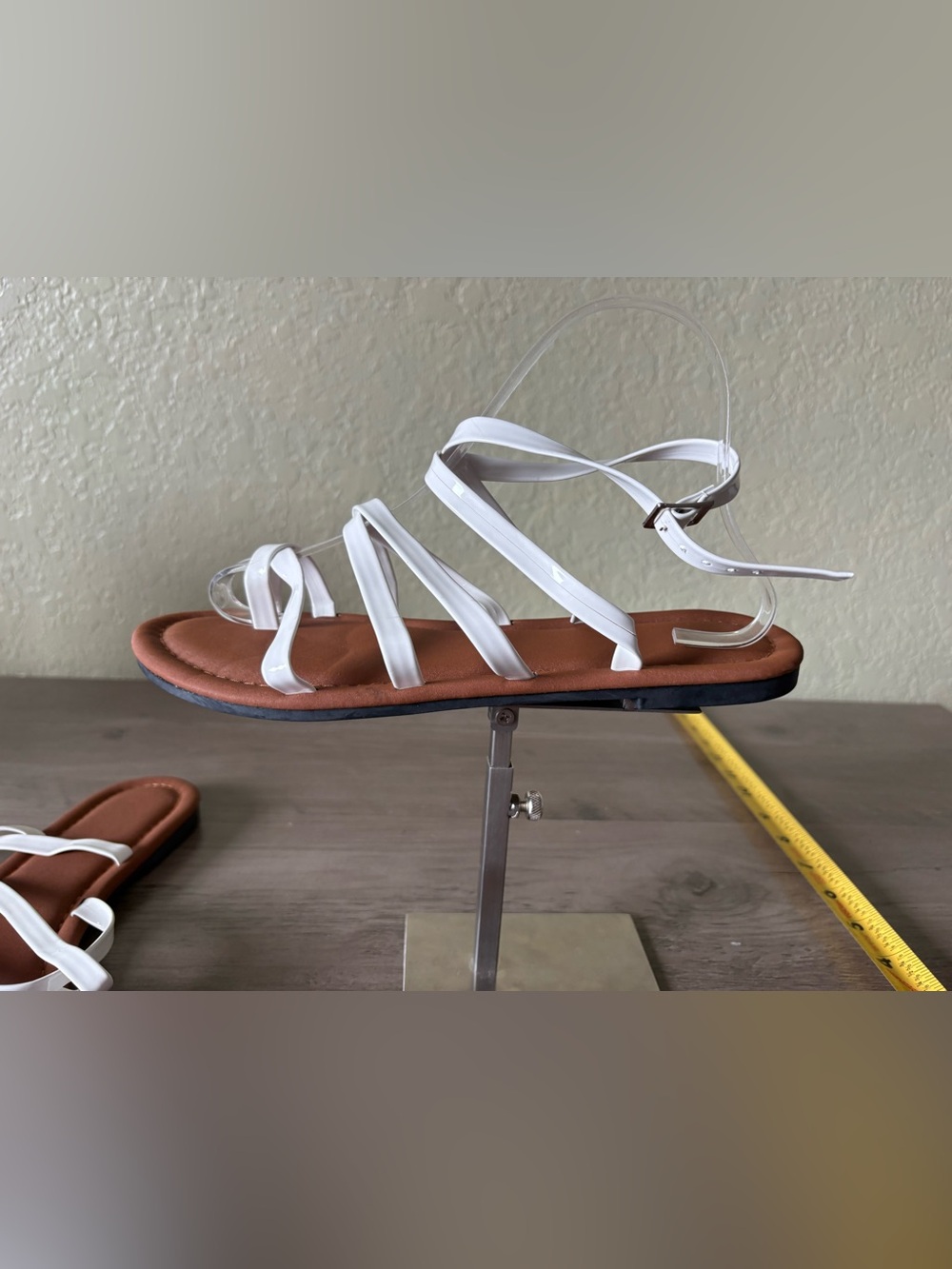 White Strappy Gladiator Sandals Women’s Size 39 NWOT Ankle Strap